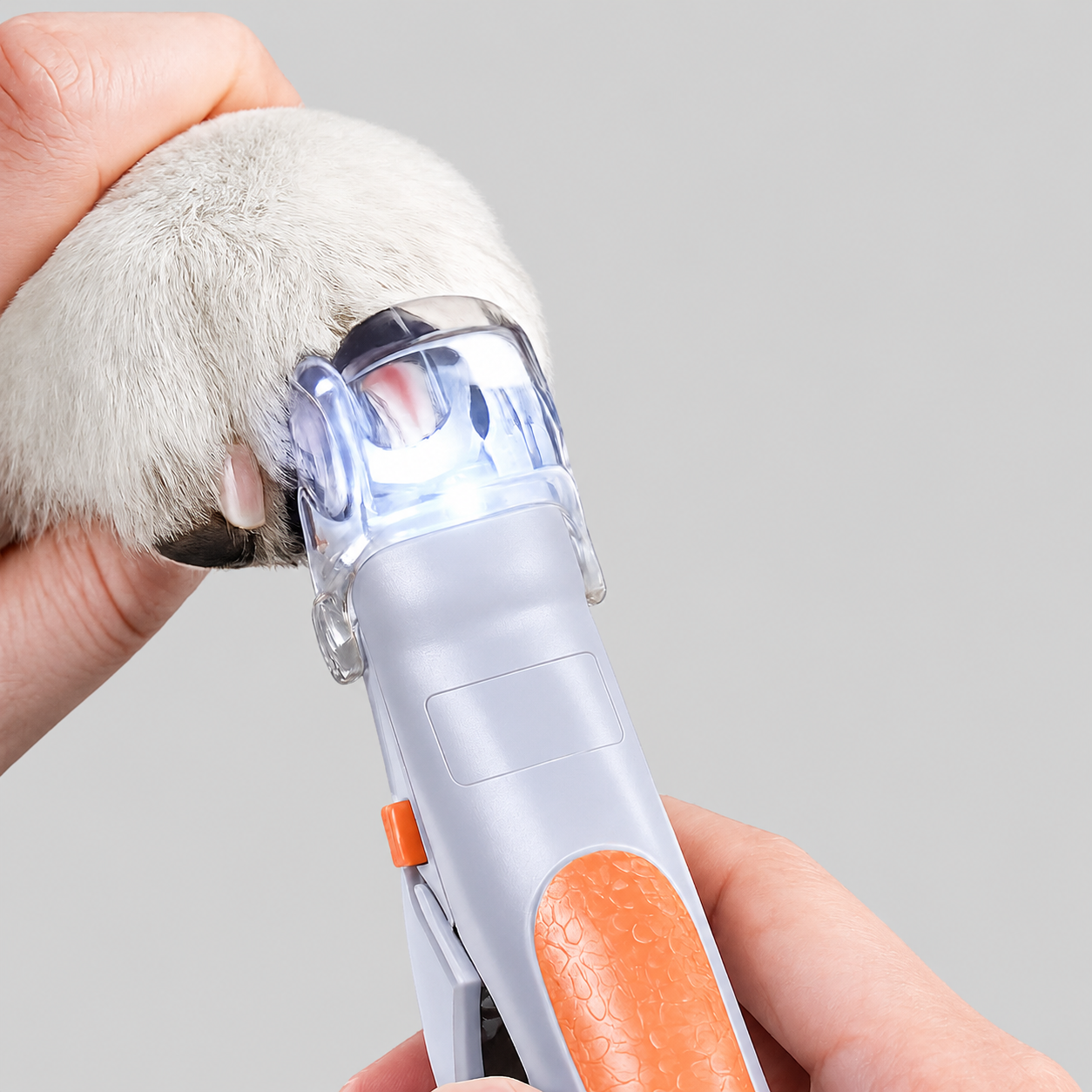 Illuminated Pet Nail Clipper